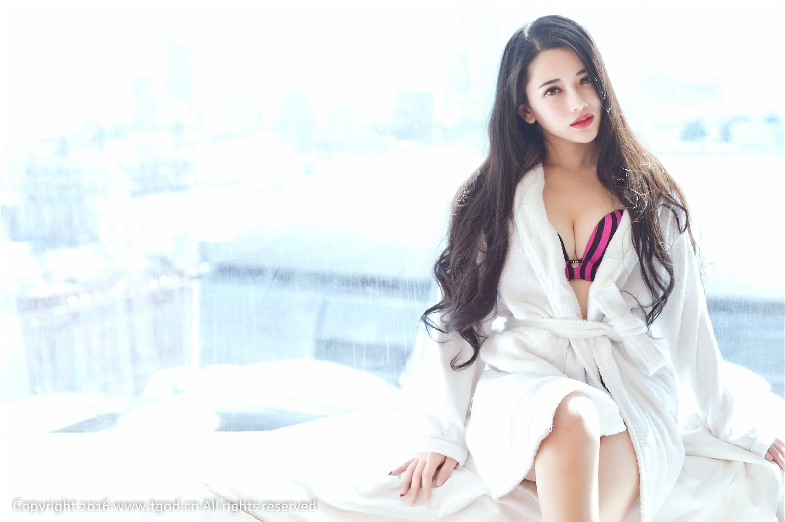 [TGOD推女神]2016-04-04 朱小旭邻家少女诱惑真空装